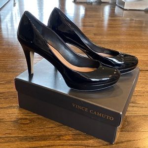 Vince Camuto Black patent almond toe platform pumps size 9.5 Style VC-ZELLA